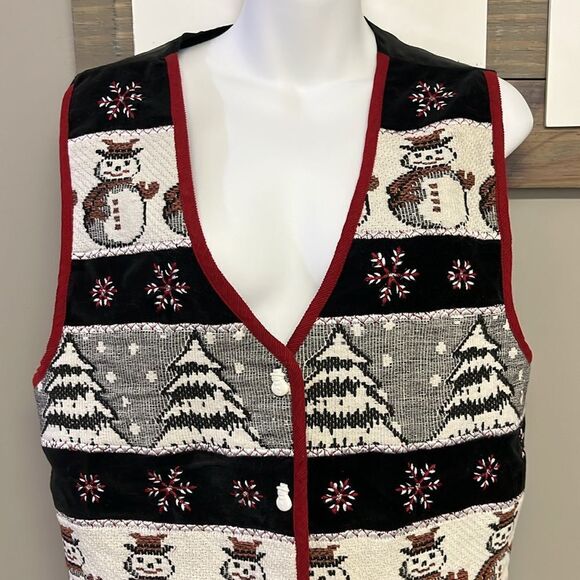 TanTrums Vintage Black Button Up Snowman Tree Snowflake Vest- Large - Picture 4 of 16